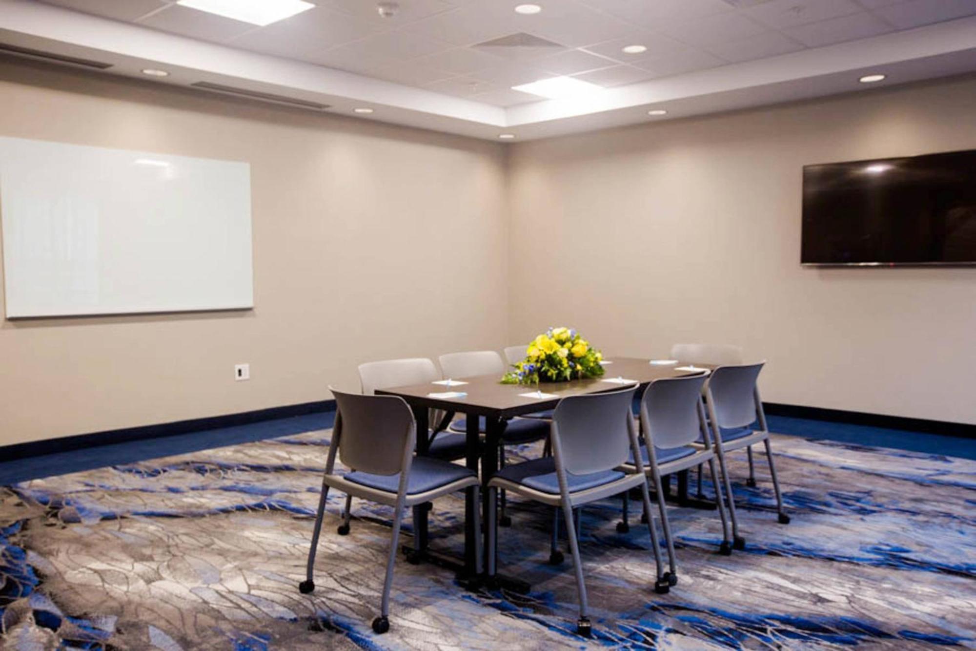 Fairfield Inn & Suites By Marriott Philadelphia Broomall/Newtown Square Екстериор снимка